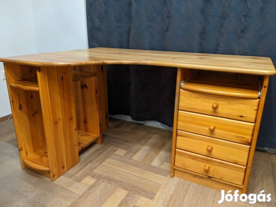 Számítógép asztal