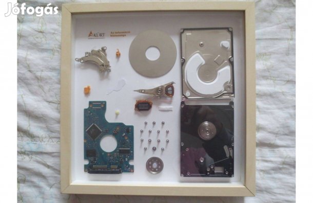 Számítógép winchestert ( alkatrészekre bontva ) bemutató tabló