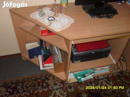 Számítógépasztal eladó