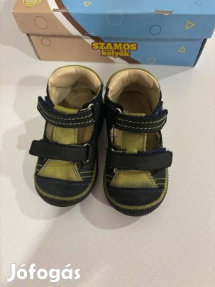 Szamos 21-es szandál