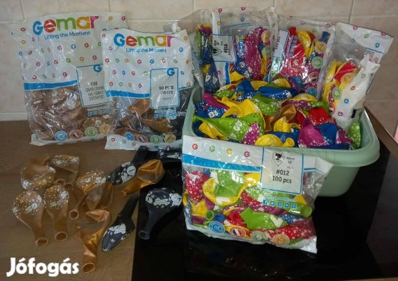 Számos feliratú Gumilufi árukészlet eladó