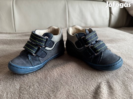 Szamos gyerek cipő 20-as méret
