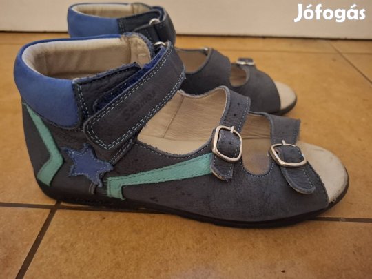 Szamos szupinált szandál, 35-ös