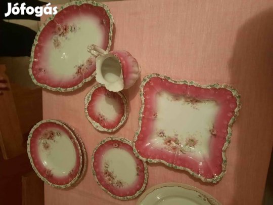 Számozott gyönyörű pink étkészlet