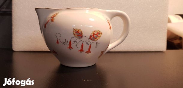 Számozott jelzett tej, tejszin kiöntő