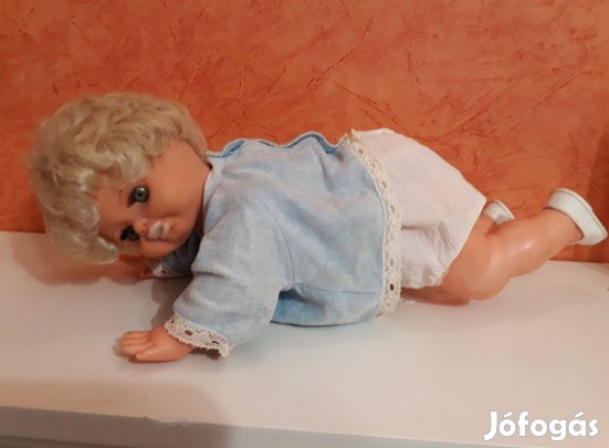 Számozott német mászó baba (senki nem játszott vele)