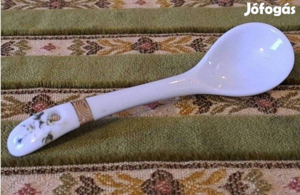 Számozott porcelán kanálka