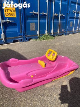 Szánkó - kormányozható, beépített fékkel