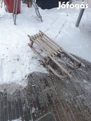Szánkó eladó fa