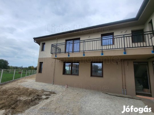 Szántódon partközeli új építésű lakások eladók!