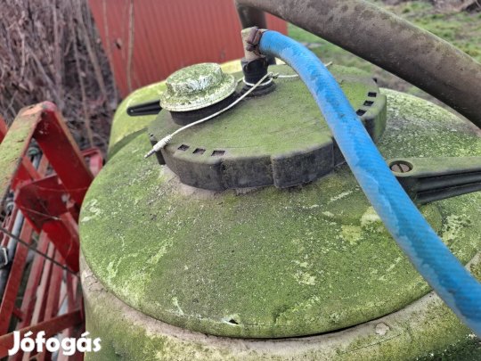 Szántóföldi permetező 