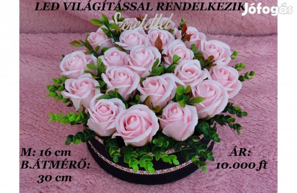 Szappanrózsa doboz. Fekete bársonydobozba .Strassz szalaggal