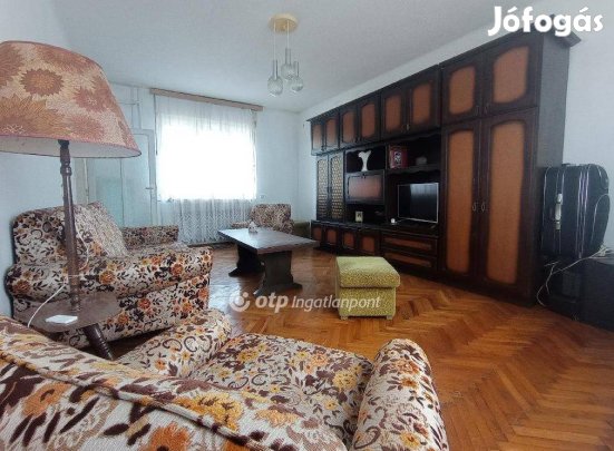 Szarvasi 110 nm-es ház eladó #4941343