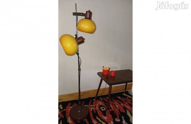 Szarvasi álló lámpa