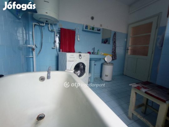 Szarvasi eladó 110 nm-es ház