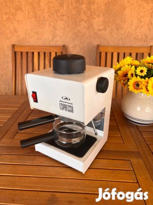 Szarvasi fémházas kávéfőző - fehér