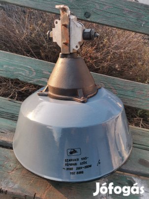 Szarvasi lámpa, ipari lámpa, mennyezeti lámpa, retró lámpa