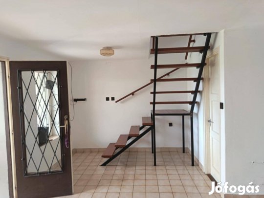 Szarvason a Nagyfoki Holtágon Eladó Nyaraló