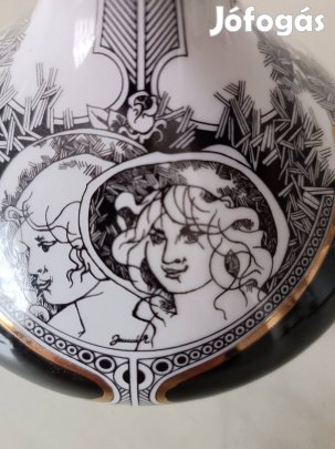 Szász Endre-Jurcsák László Női fejek Váza