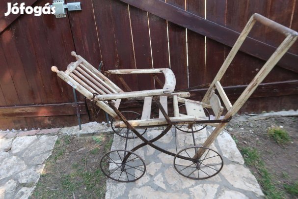 Századeleji sport babakocsi fémvázas és fából