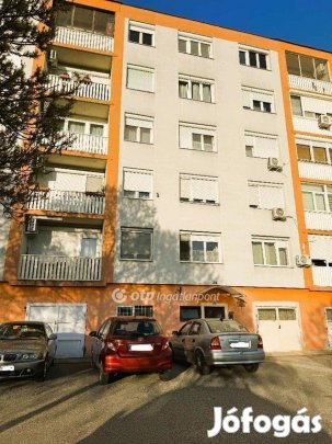 Százhalombattai 52 nm-es lakás eladó