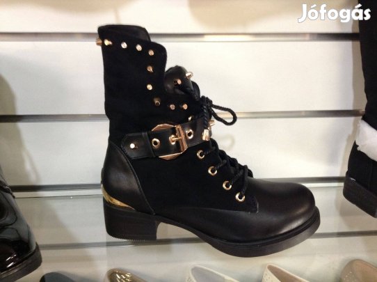 Szegecses női boka csizma 41es