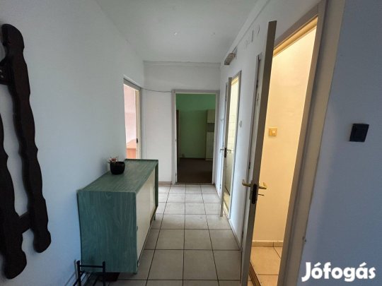 Szeged, Tabán utcai 56 m2 3 szobás panel lakás eladó