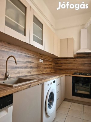 Szeged belvárosi polgári lakás