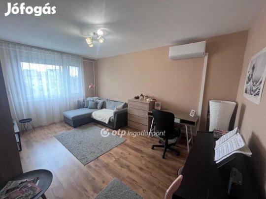 Szegedi eladó 47 nm-es lakás