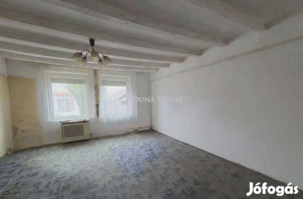 Szegedi eladó 50 nm-es ház