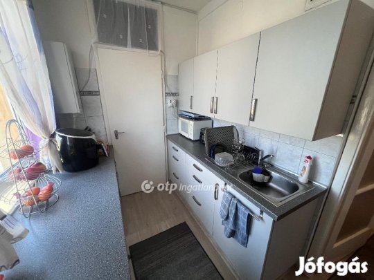 Szegedi eladó 56 nm-es lakás