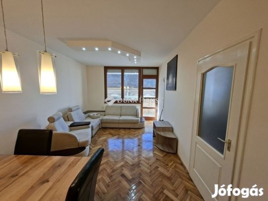 Szegedi eladó 64 nm-es lakás