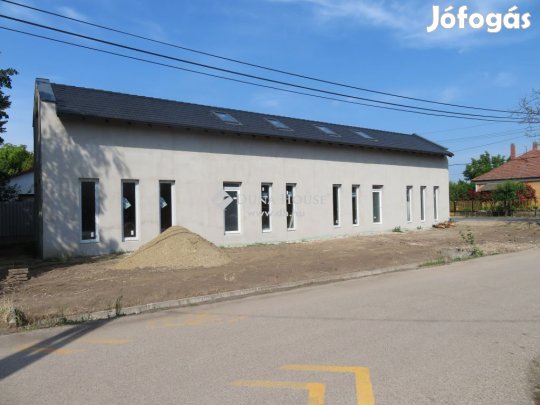 Szegedi eladó 91 nm-es ház