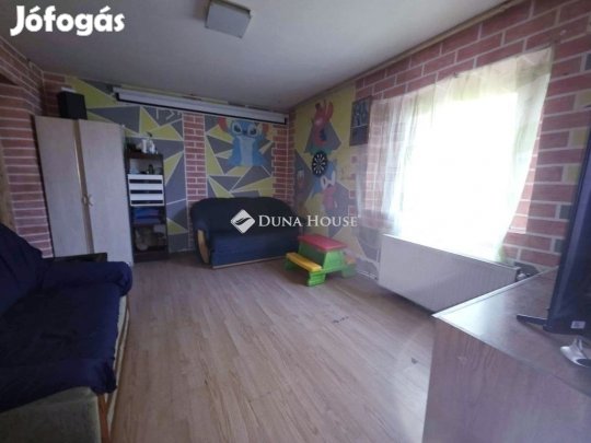 Szegedi eladó 97 nm-es ház