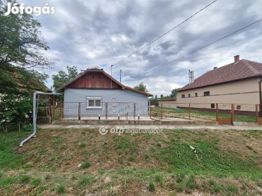 Szeghalomi 95 nm-es ház eladó