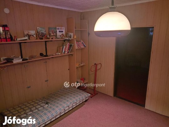 Szeghalomi eladó 144 nm-es ház