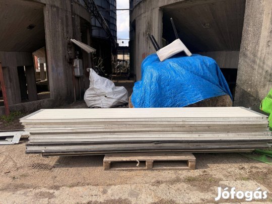 Szekcionált garázskapu eladó