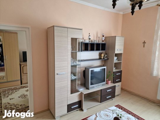 Székesfehérvár-Maroshegy téglalakás eladó