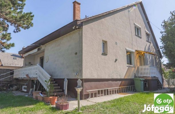 Székesfehérvári 180 nm-es ház eladó #5047029