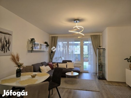 Székesfehérvári 74 nm-es lakás eladó