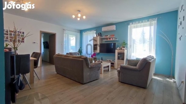 Székesfehérvári eladó 137 nm-es ház