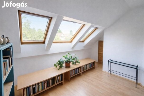 Székesfehérvári eladó 200 nm-es ház