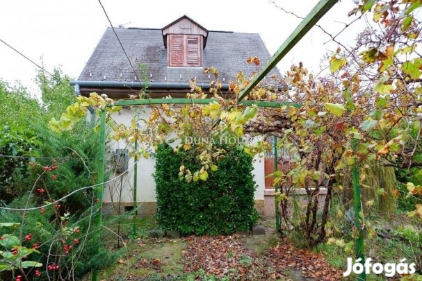 Székesfehérvári eladó 25 nm-es ház