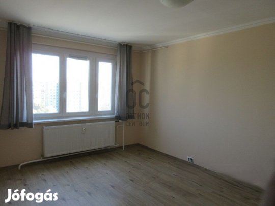 Székesfehérvári eladó 52 nm-es lakás
