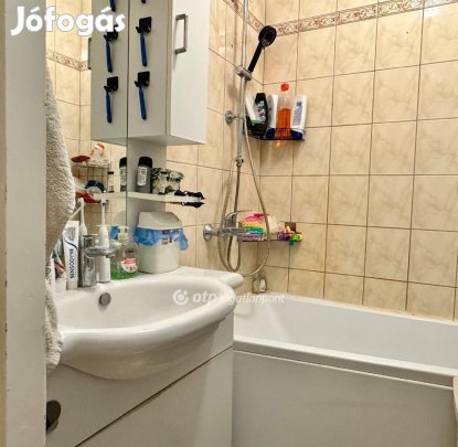 Székesfehérvári eladó 62 nm-es lakás