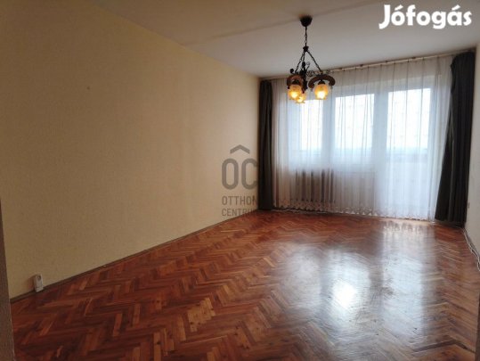 Székesfehérvári eladó 68 nm-es lakás