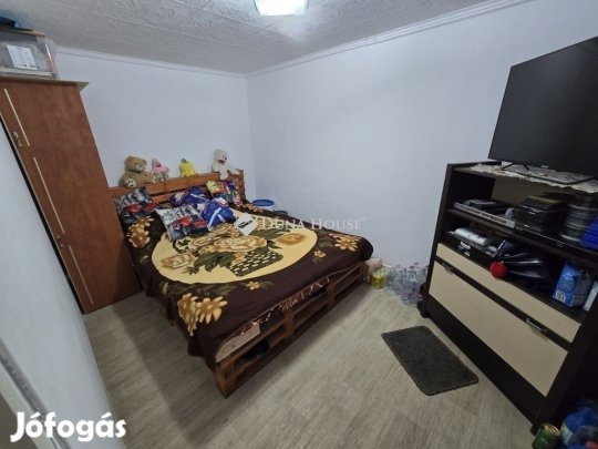 Székesfehérvári eladó 73 nm-es ház