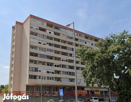 Székesfehérváron 48nm-es lakás