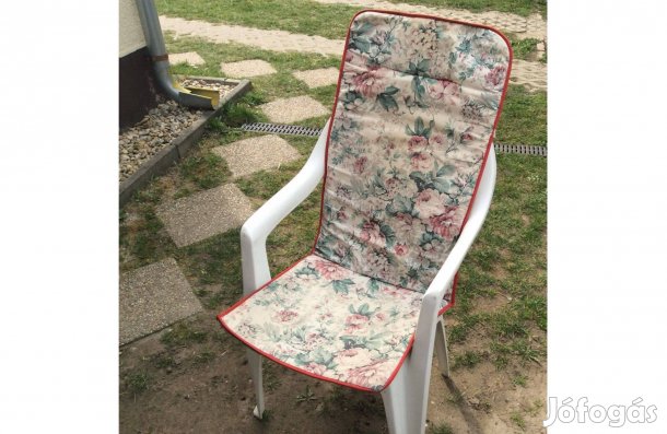 Székpárna ülőpárna magas háttámlás párna kerti szék szivacsa 1db