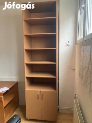 Szekrény 2 ajtós 8 polc